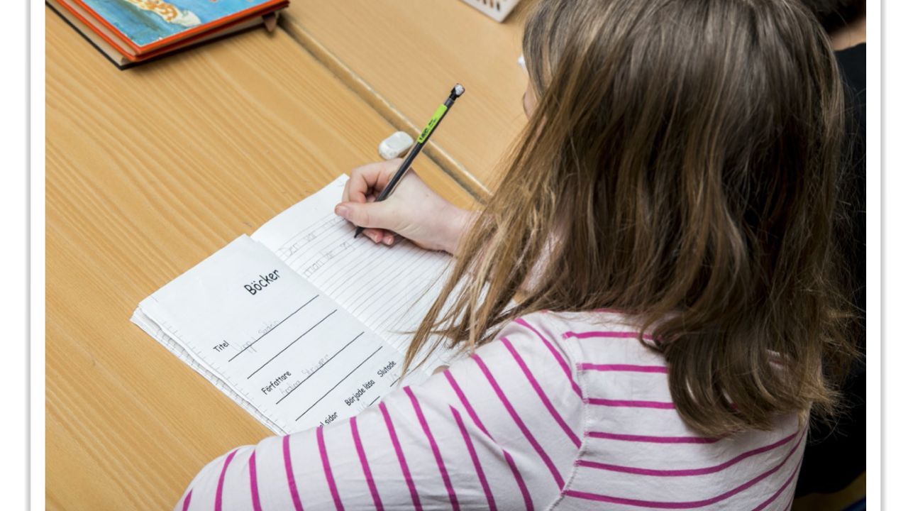 Barn Som Skriver Ram